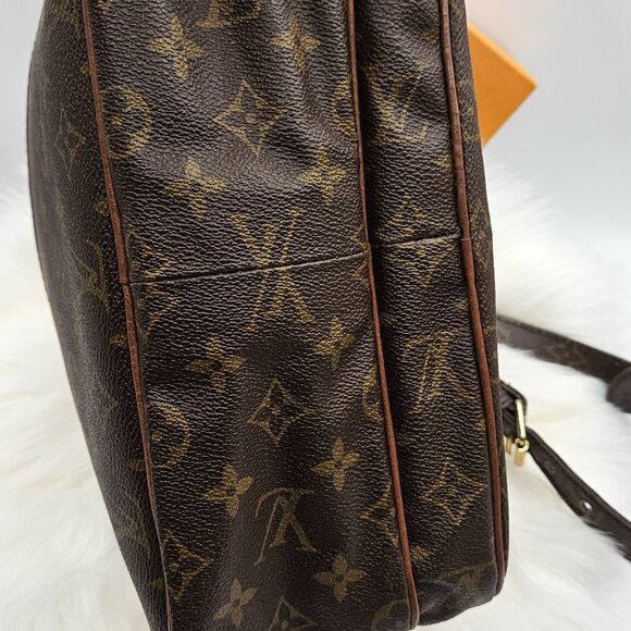 LV Monogram Migrator Nile - Picture 8 of 16